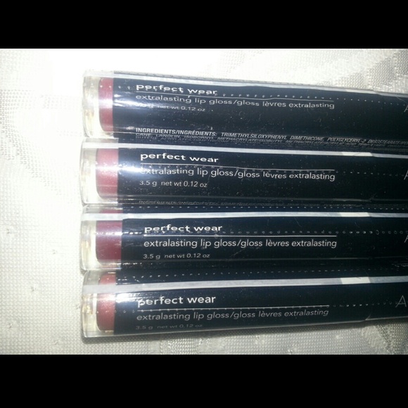 Avon Perfect Wear Extralasting Lip Glosses