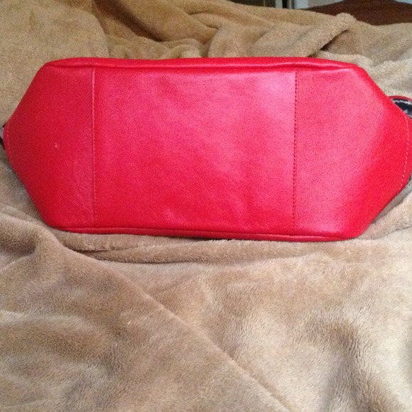 Coach purse ⭕️SOLD⭕️ - Picture 3 of 3