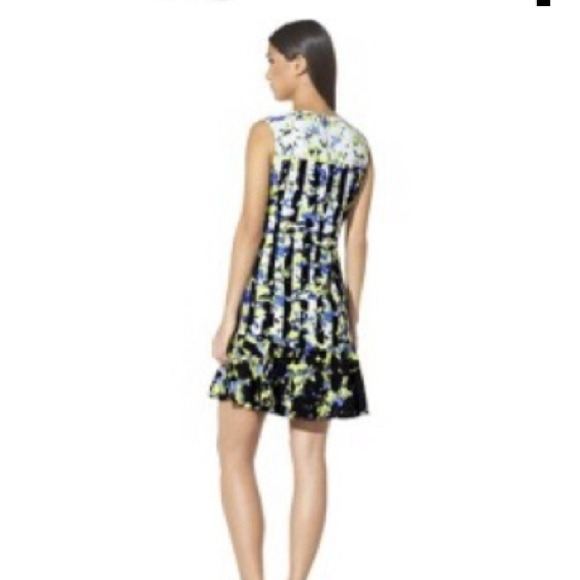 Peter Pilotto Green/Floral Print! LAST CHANCE - Picture 2 of 3