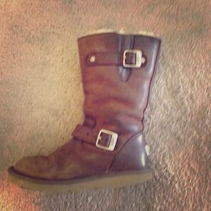 **FINAL SALE** Leather UGG boots