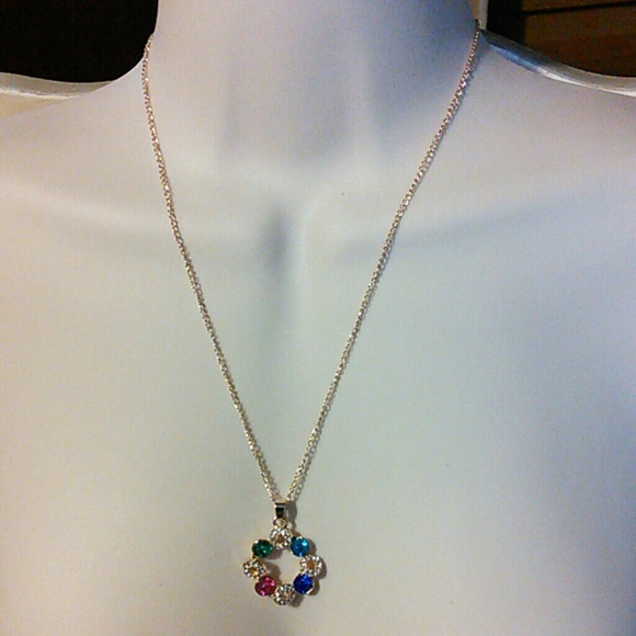 Multicolor stone Necklace.