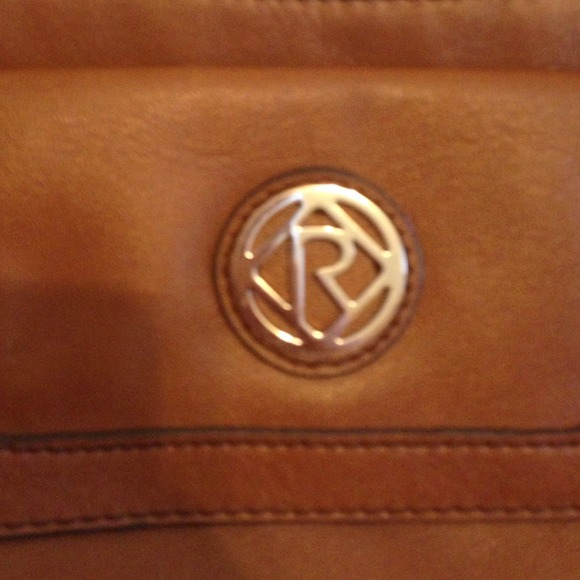 Relic Crossbody Purse - Picture 4 of 4