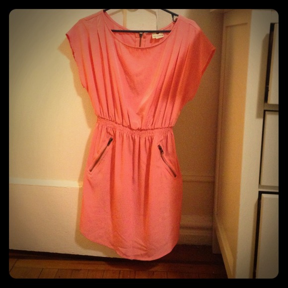 One clothing dress size S