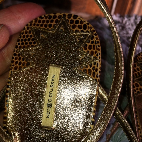 Flower Sandals🌻NWOT - Picture 2 of 4