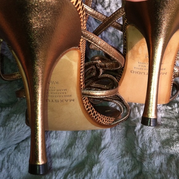 Flower Sandals🌻NWOT - Picture 3 of 4