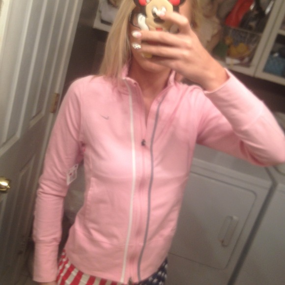 Nike Dri Fit Zip up Jacket NWOT PRICE CUT - Picture 4 of 4