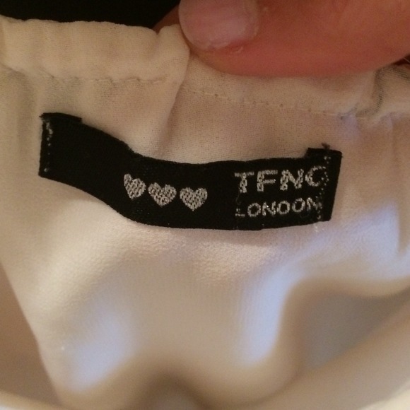 Off the shoulder blouse - Picture 2 of 2