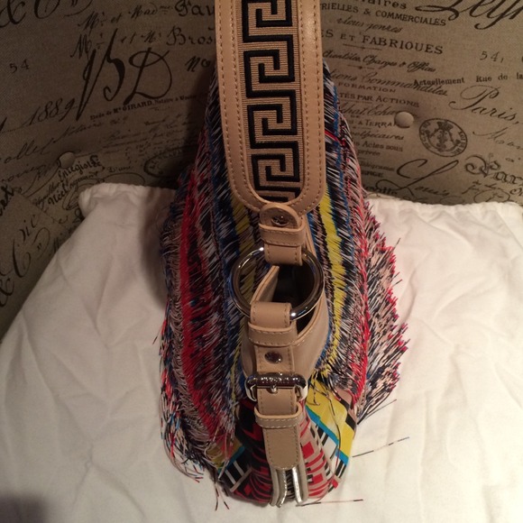 VERSACE - Picture 2 of 3