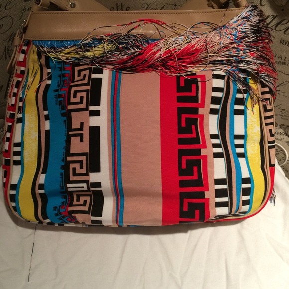 VERSACE - Picture 3 of 3