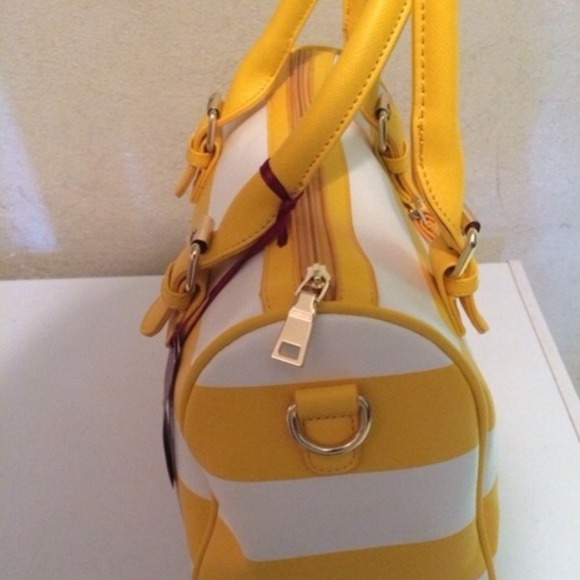 ✨✨Reduction✨✨Handbag - Picture 3 of 4