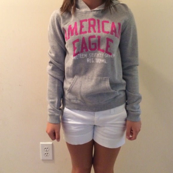 American Eagle sweatshirt
