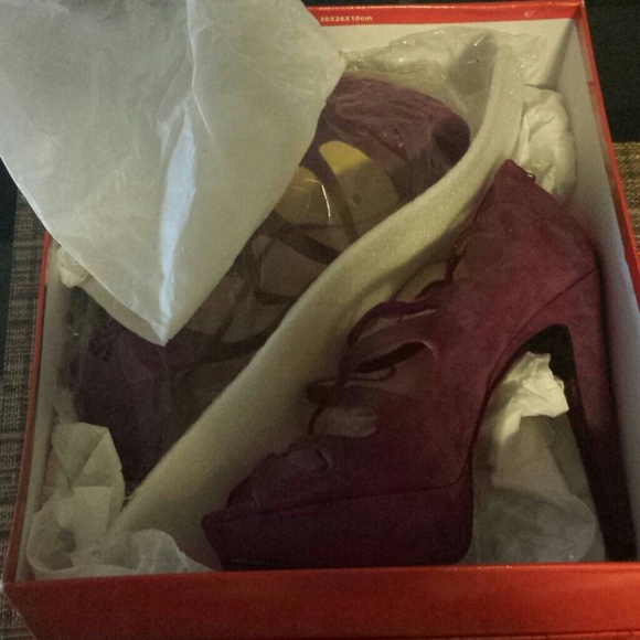 SOLD!!! - Picture 4 of 4