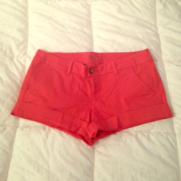 Aeo pink shorts