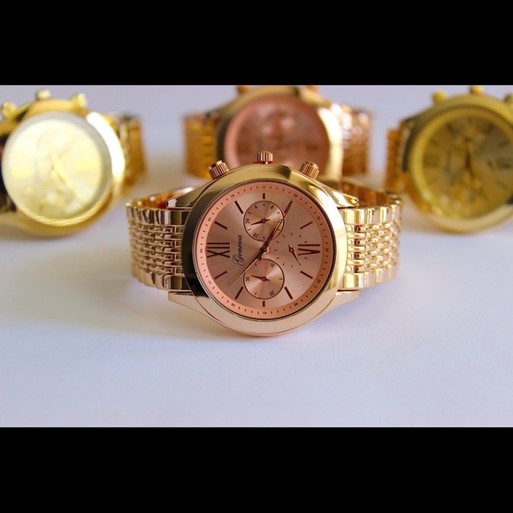 The "Anna" Watch - Picture 3 of 4