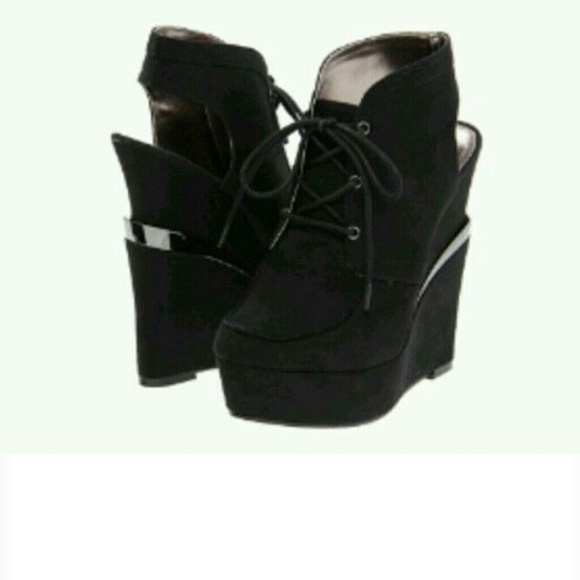 Black suede wedge Michael Antonio"Cassandra"