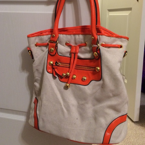 NWT Charming Charlie Purse