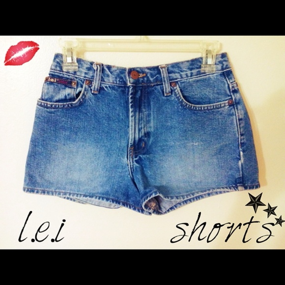 L.e.i  jean shorts