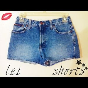 L.e.i  jean shorts