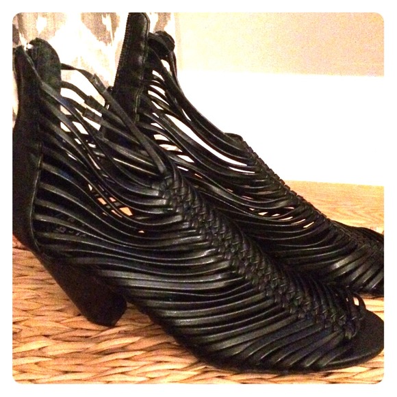 jeffrey campbell shoes price