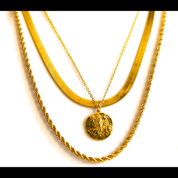 SOLD Gold Rope Chain - Picture 2 of 3