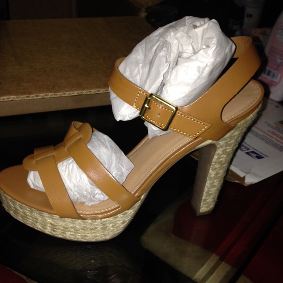 Swansea heel😍❤️ size11