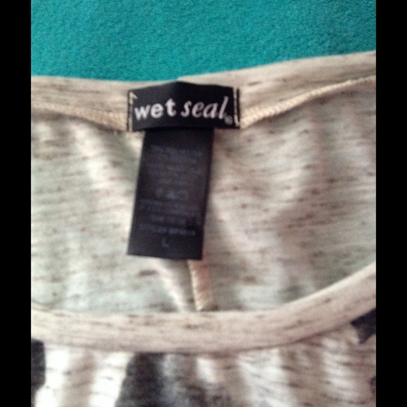 Leopard Top - Picture 3 of 4