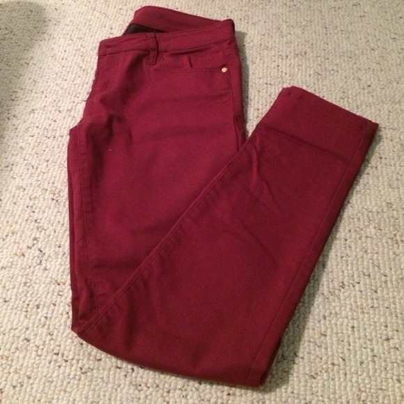 SOLD Maroon/red skinny jeans