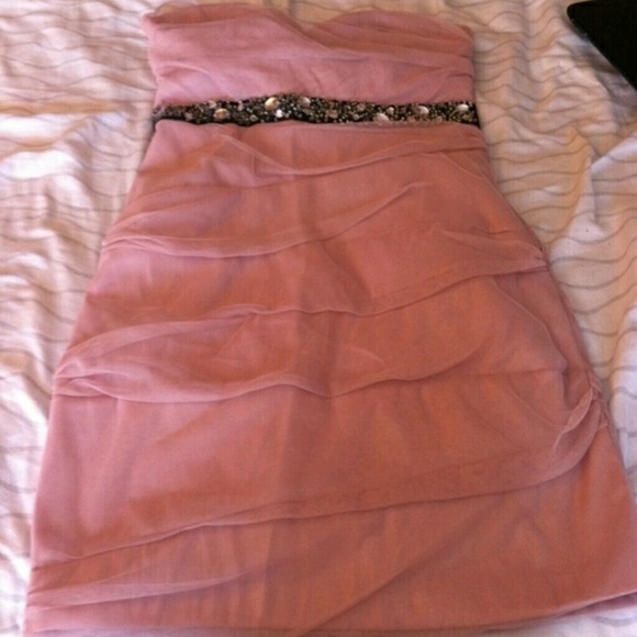 Classy/Dance/Party strapless dress. - Picture 1 of 3