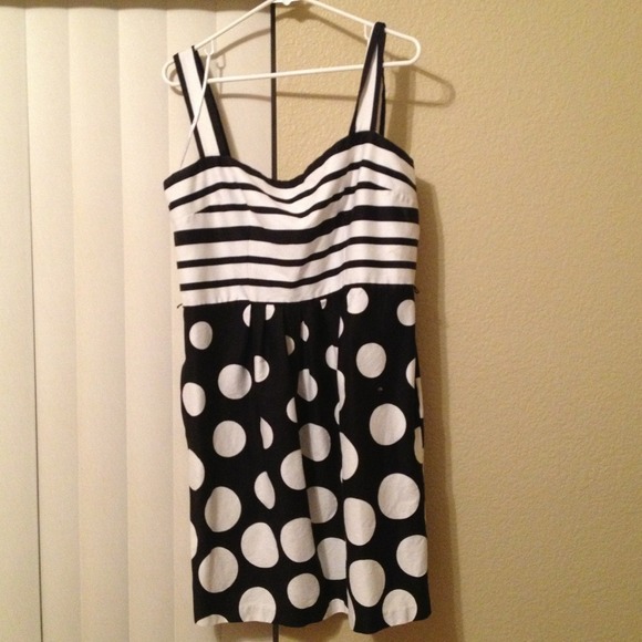 Black and white Dress