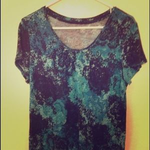 Super soft pretty blue and black t shirt