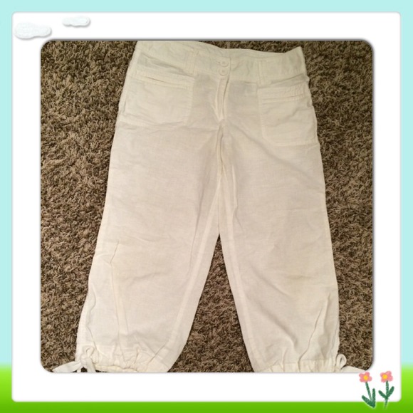 H&M white Capri pants
