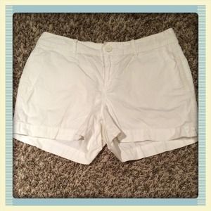 Cute white summer shorts