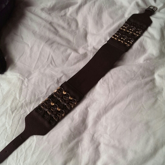 NWOT wood brown wide stretchy upper waist belt