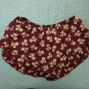 Brandy Melville Vodi Shorts