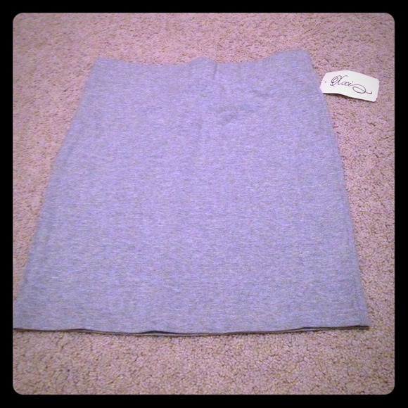 Grey tube skirt