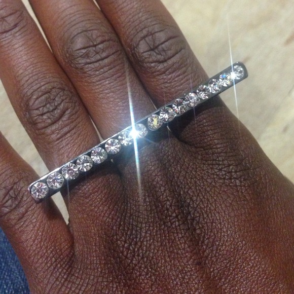 Aldo Double Finger Ring