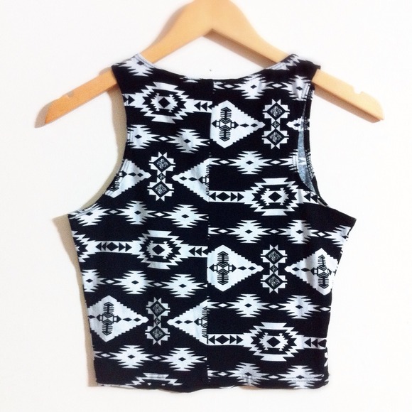 Tribal Aztec Print Crop Top - Picture 3 of 3