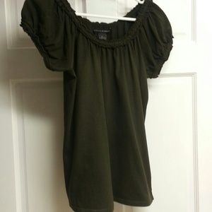 Cute dark olive top