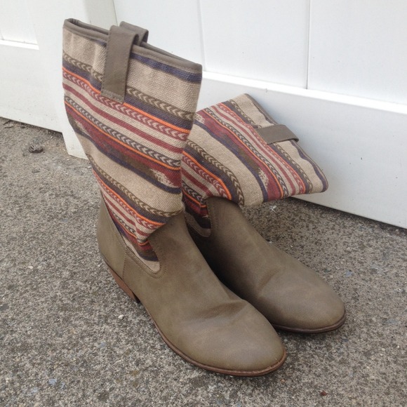 unionbay aztec boots! 🍃