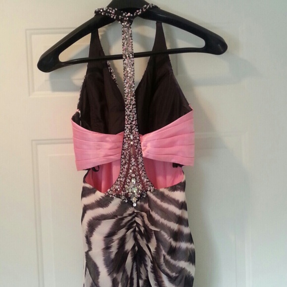 Prom dress - Picture 3 of 4