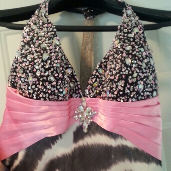 Prom dress - Picture 4 of 4