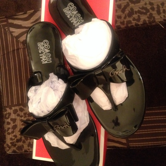 ✨BRAND NEW Coach flip flops!