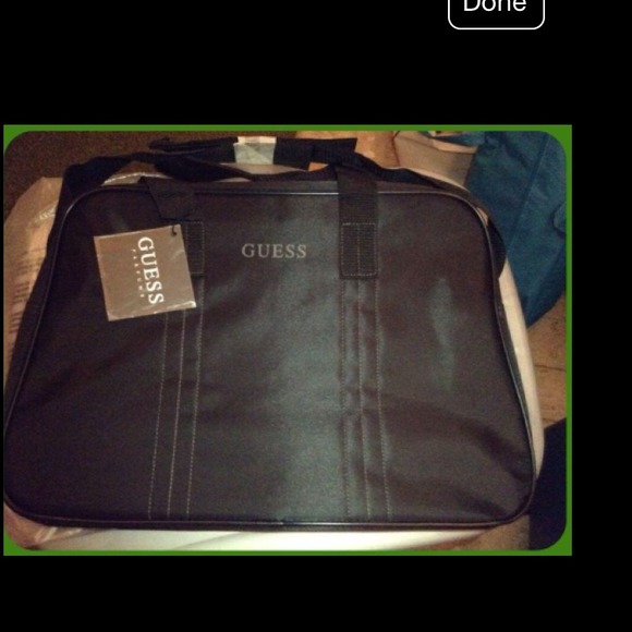 Guess duffle bag