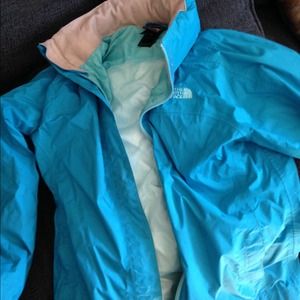 Girls size 14/16 (I'm a size small, it's perfect)