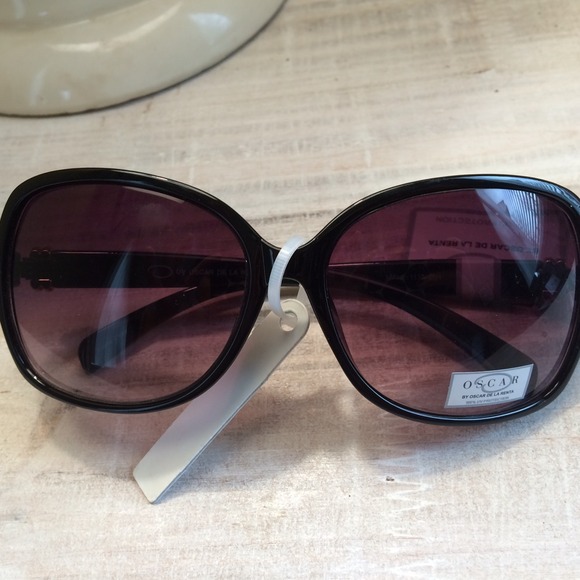 NEW Oscar de la Renta sunglasses main image 3