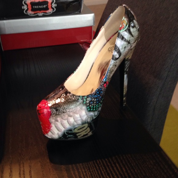 Paparazzi Platform Pump