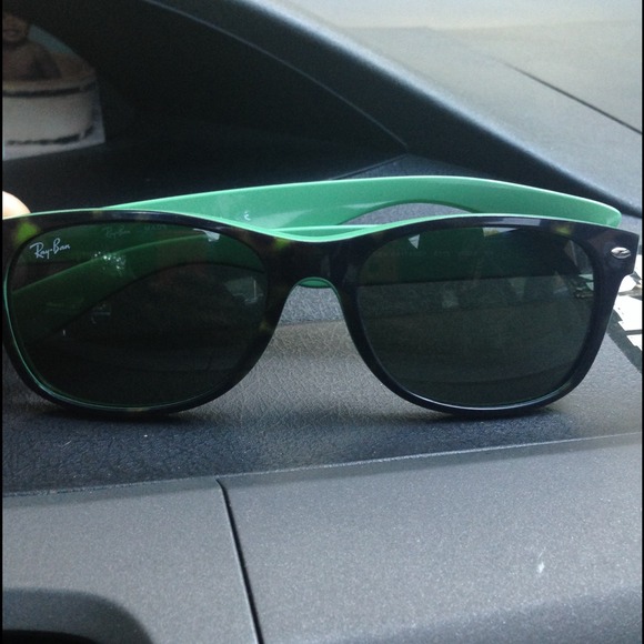 Ray-Ban Other - RayBan Sunglasses! (100% AUTHENTIC )
