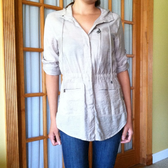 Tops - BUNDLE ARMANI EXCHANGE AND DARK JEANS