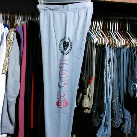 Gray sweat pants