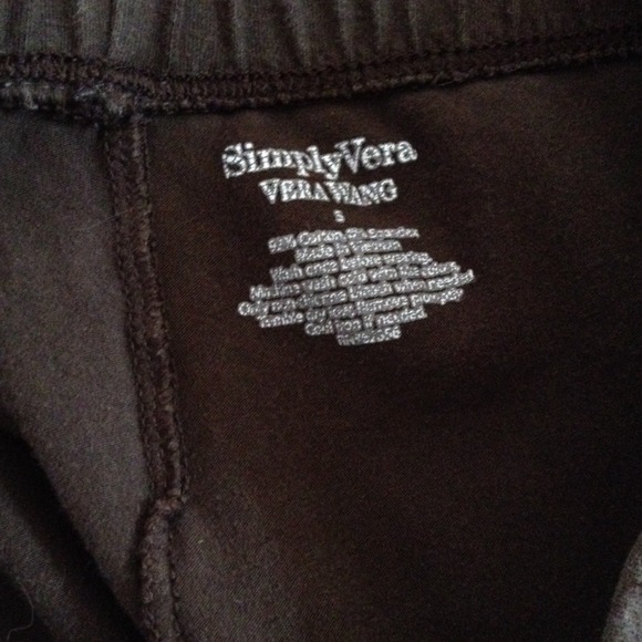 Brown Cropped Leggings - Picture 2 of 2